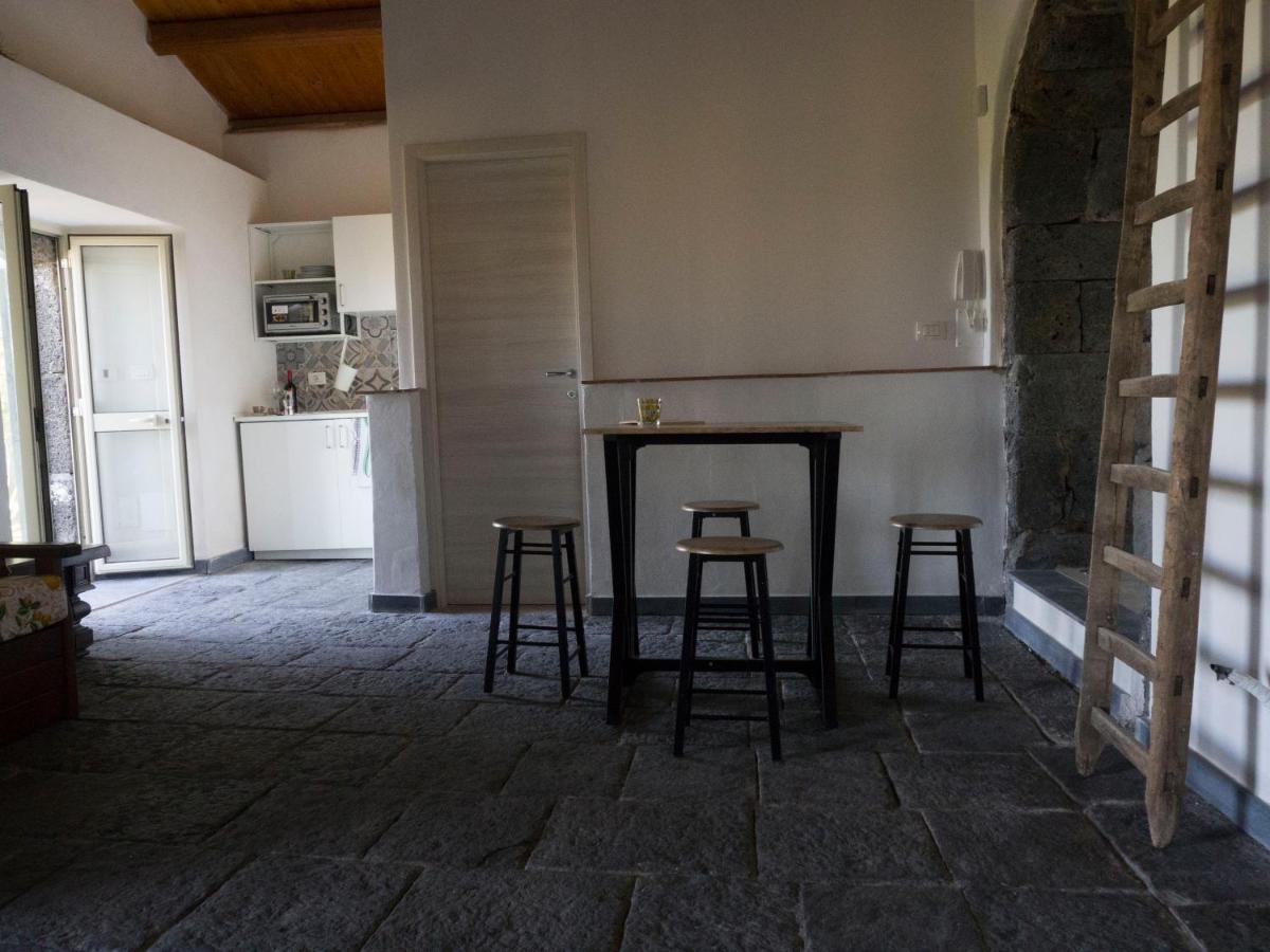 Il Palmento Di Beppe Apartment Санта Текла Екстериор снимка